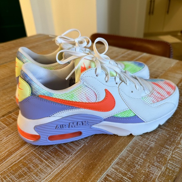 Nike Shoes - Women’s Nike AirMax Tye Dye